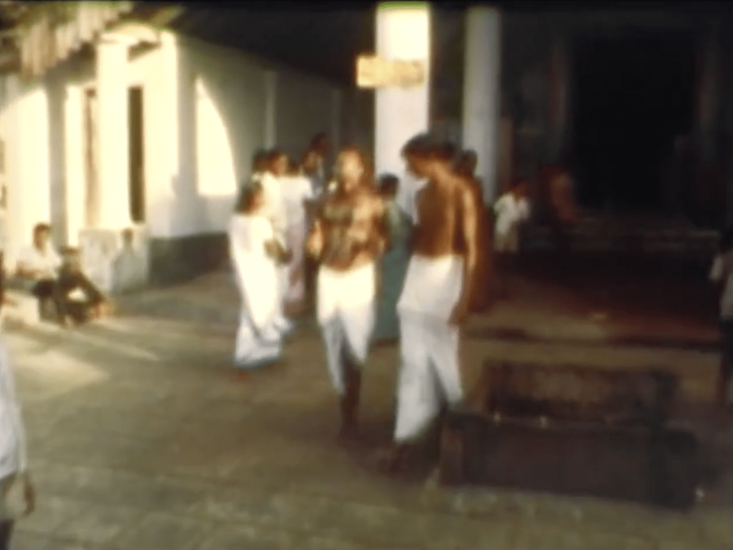 From the Archives: Hindu Turns to God